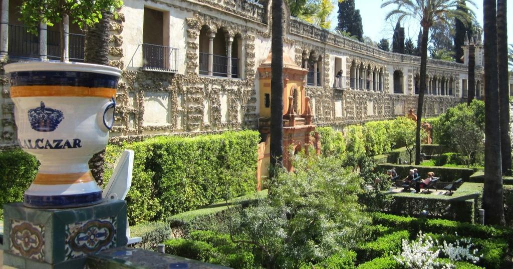 Like Home Sevilla - Museo Exteriör bild